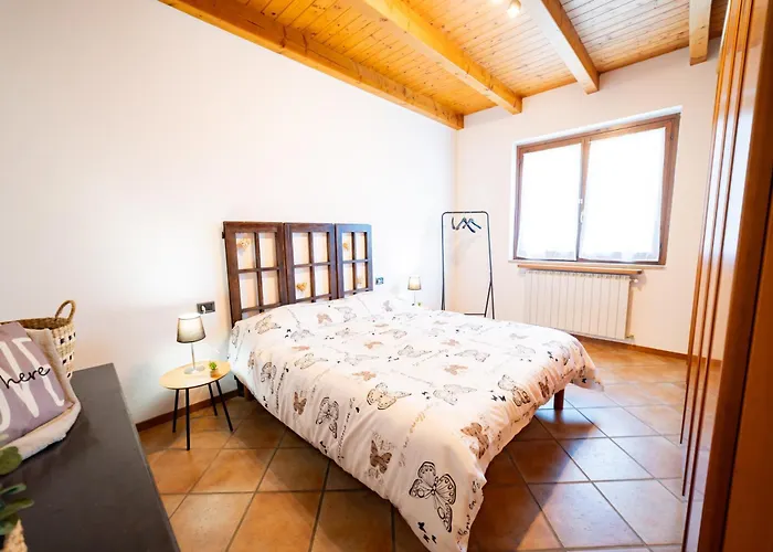 Villa Casa Antonia Tra Laghi & Monti Armeno