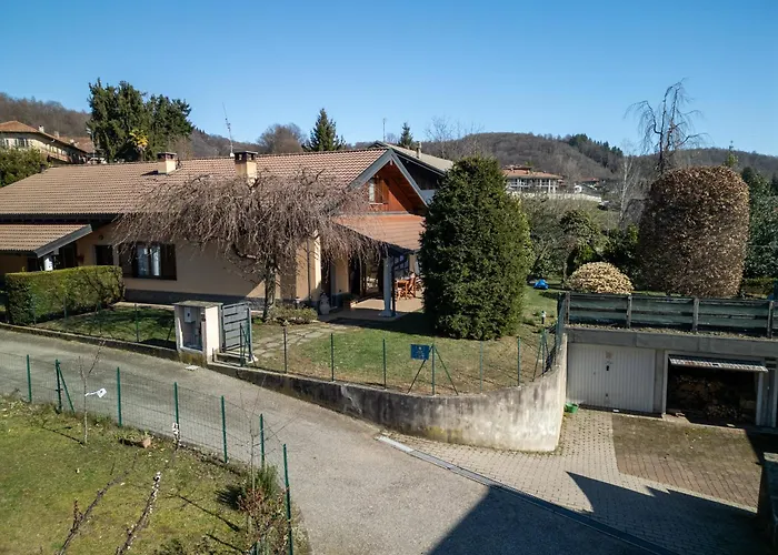 Casa Antonia Tra Laghi & Monti Villa